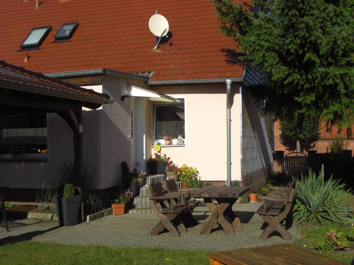 Ferienhaus Schneider Wulkau ภายนอก รูปภาพ